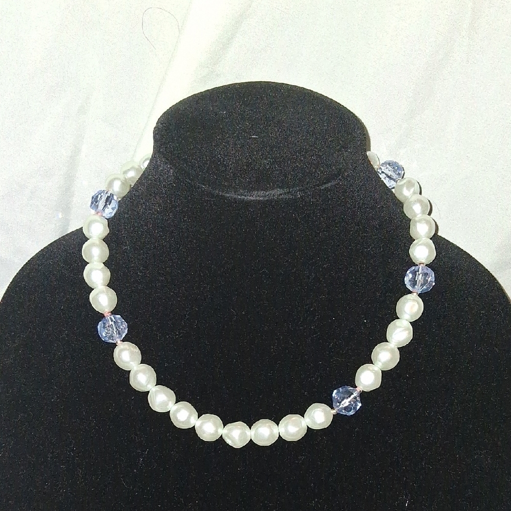 Elegant Pearl and Blue Bead Necklace